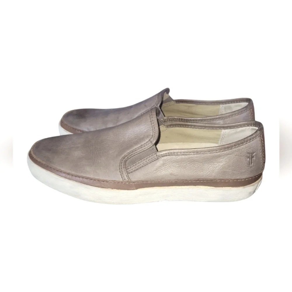 Frye stylish comfortable